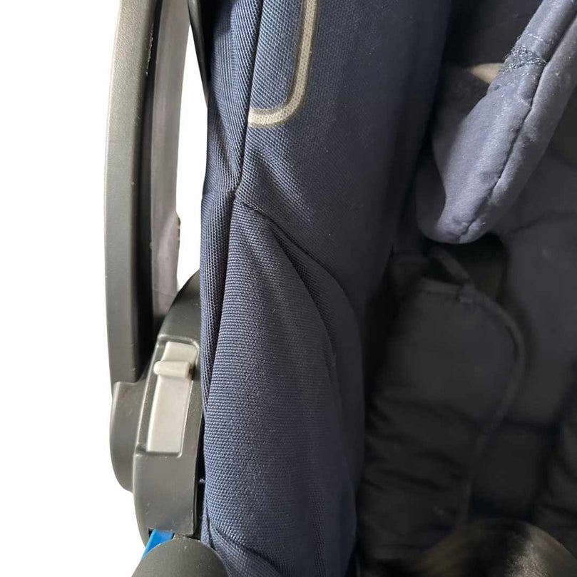 Joolz-iZi-Go-Modular-by-BeSafe-Car-Seat-(Parrot-Blue)-+-Upper-Car-Seat-Adapters-13